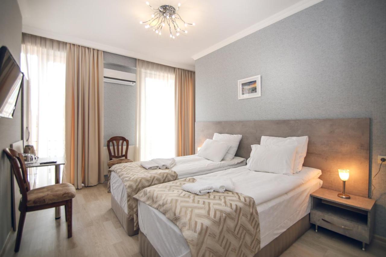Hotel Kera Tbilisi Exteriör bild
